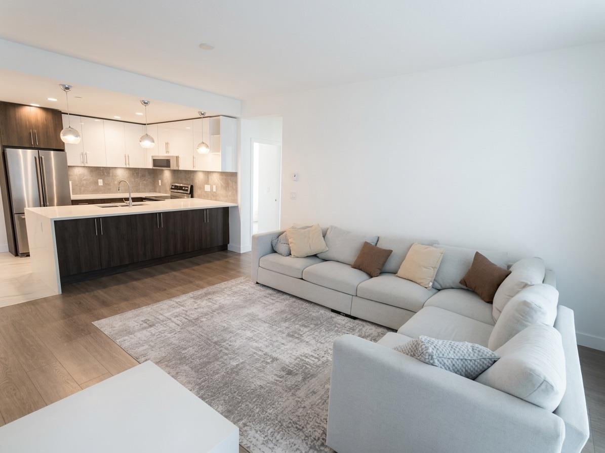 Living Room Photo of 206 11703 Fraser Street, Maple Ridge, BC