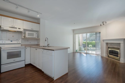 Kitchen Island Photo of 122 22150 48 Avenue, Langley, BC