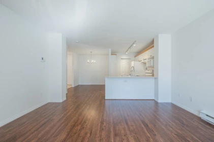 Walk-In Closet Photo of 122 22150 48 Avenue, Langley, BC