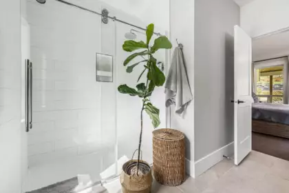 Mudroom Photo of 49439 Chilliwack Lake Road, Chilliwack, BC