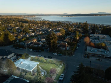 Primary Bedroom Photo of 15663 Buena Vista Avenue, White Rock, BC