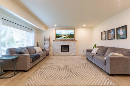 Breakfast Nook Photo of 34324 Mendham Street, Abbotsford, BC