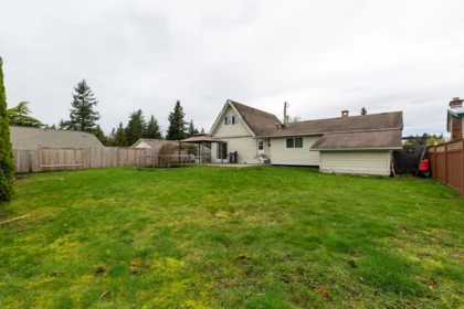 Garden / Landscaping Photo of 34324 Mendham Street, Abbotsford, BC