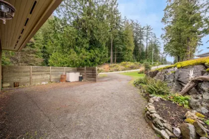 Office / Den Photo of 879 Seymour Bay Drive, Bowen Island, BC
