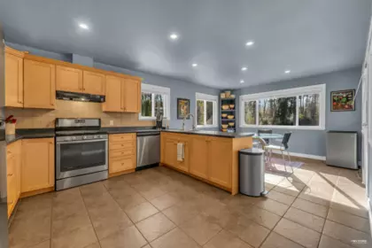 Kitchen Island Photo of 794 Adiron Avenue, Coquitlam, BC