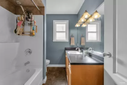 Primary Bathroom Photo of 794 Adiron Avenue, Coquitlam, BC