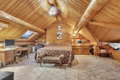 Garage Interior Photo of 21800 Union Bar Road, Hope, BC