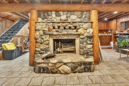 Hot Tub / Spa Photo of 21800 Union Bar Road, Hope, BC
