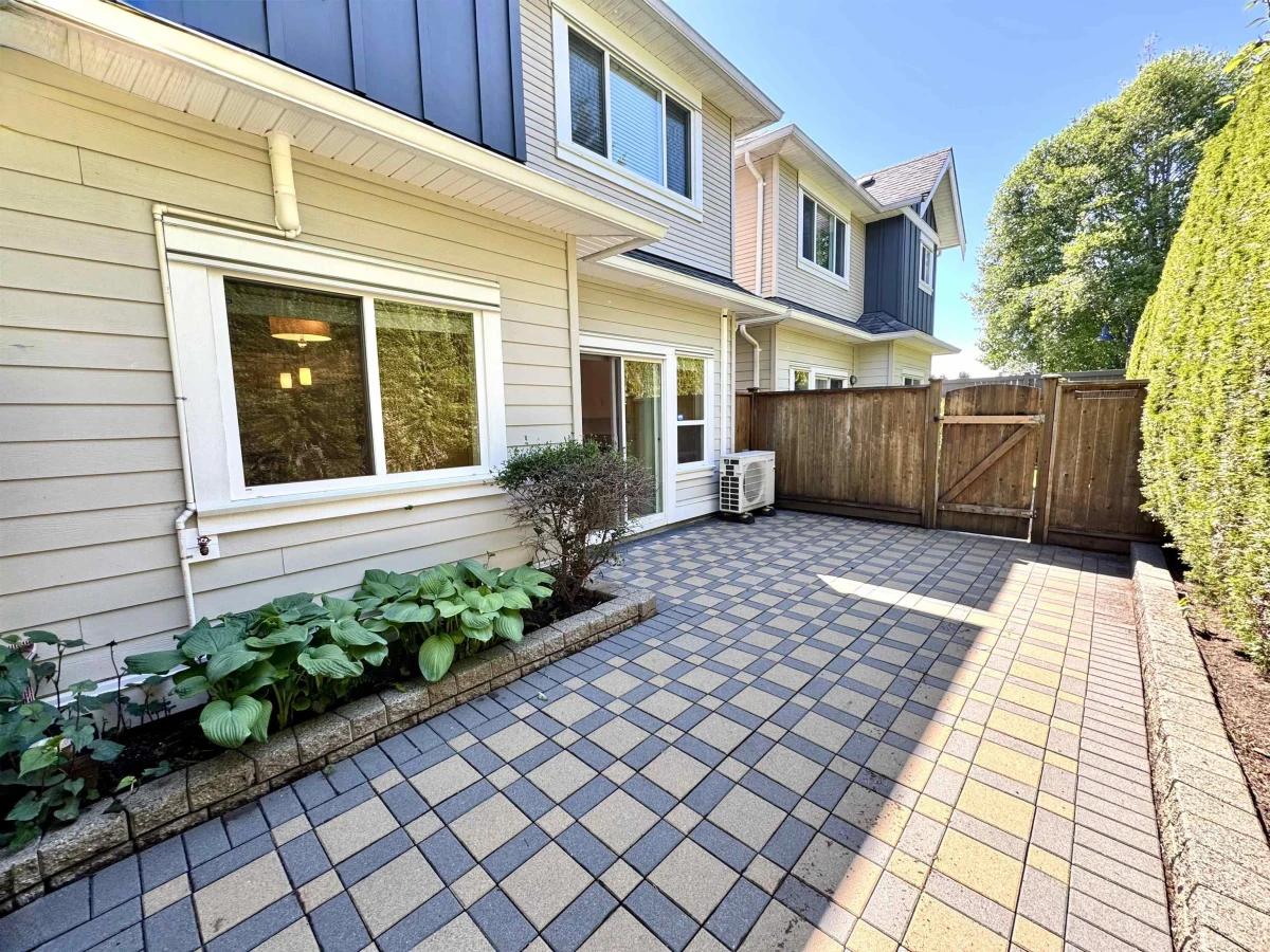Dining Area Photo of 10 8091 Williams Road, Richmond, BC
