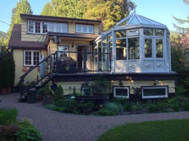 5692 Marine Drive, West Vancouver, BC, West Vancouver — Single Family Residence for sale