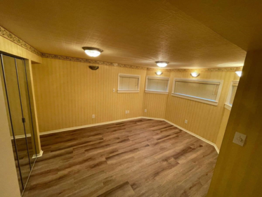 Loft / Bonus Room Photo of 5692 Marine Drive, West Vancouver, BC