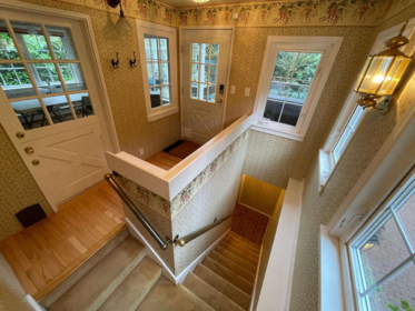 Powder Room Photo of 5692 Marine Drive, West Vancouver, BC