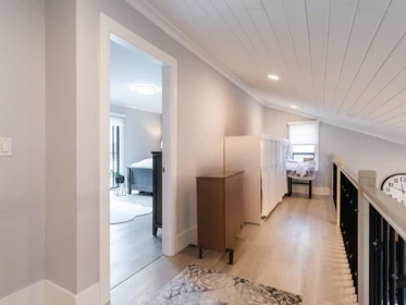 Guest Bathroom Photo of 16566 80 Avenue, Surrey, BC