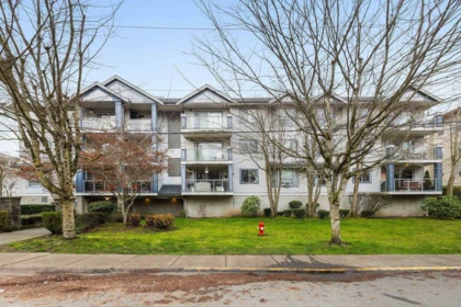 Aerial View of 104 20177 54a Avenue, Langley, BC