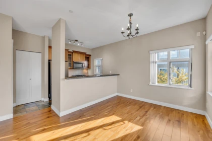 Kitchen Photo of 157 7388 Macpherson Avenue, Burnaby, BC