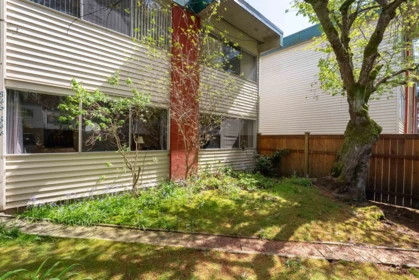 844 Westview Drive, North Vancouver, BC, North Vancouver — Apartment/Condo for sale