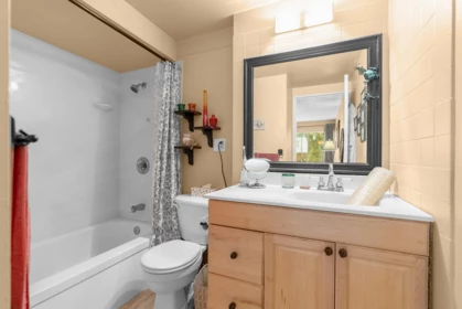 Laundry Room Photo of 844 Westview Drive, North Vancouver, BC