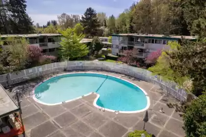 Outdoor Deck Photo of 844 Westview Drive, North Vancouver, BC