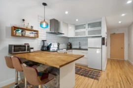 109 36 E 14th Avenue, Vancouver, BC