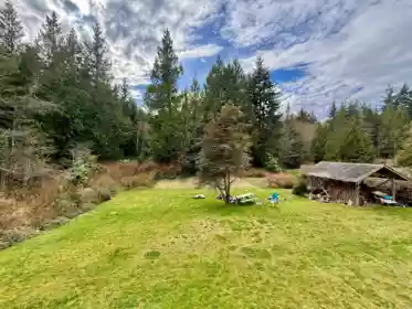 Outdoor Deck Photo of 299 King Road, Gibsons, BC
