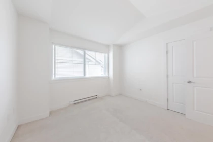 Entry Foyer Photo of 28 12073 62 Avenue, Surrey, BC