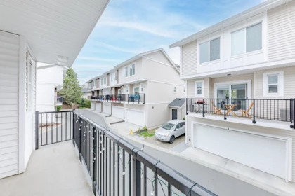 Front Yard Photo of 28 12073 62 Avenue, Surrey, BC