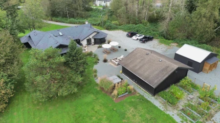 Front Yard Photo of 33496 Ihles Avenue, Mission, BC