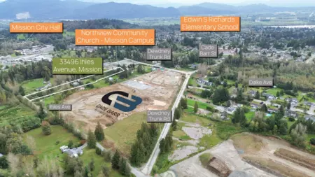 Swimming Pool Photo of 33496 Ihles Avenue, Mission, BC