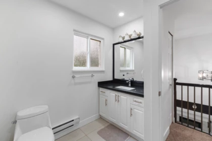 Entry Foyer Photo of 6138 134a Street, Surrey, BC