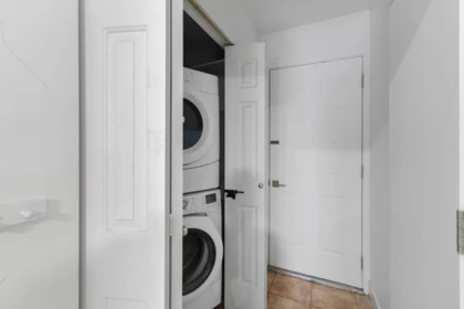 Hot Tub / Spa Photo of 6138 134a Street, Surrey, BC