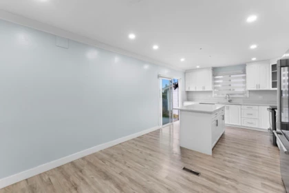 Kitchen Island Photo of 6138 134a Street, Surrey, BC