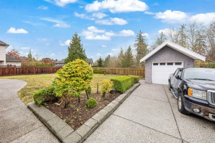 Outdoor Kitchen Photo of 17015 86a Avenue, Surrey, BC