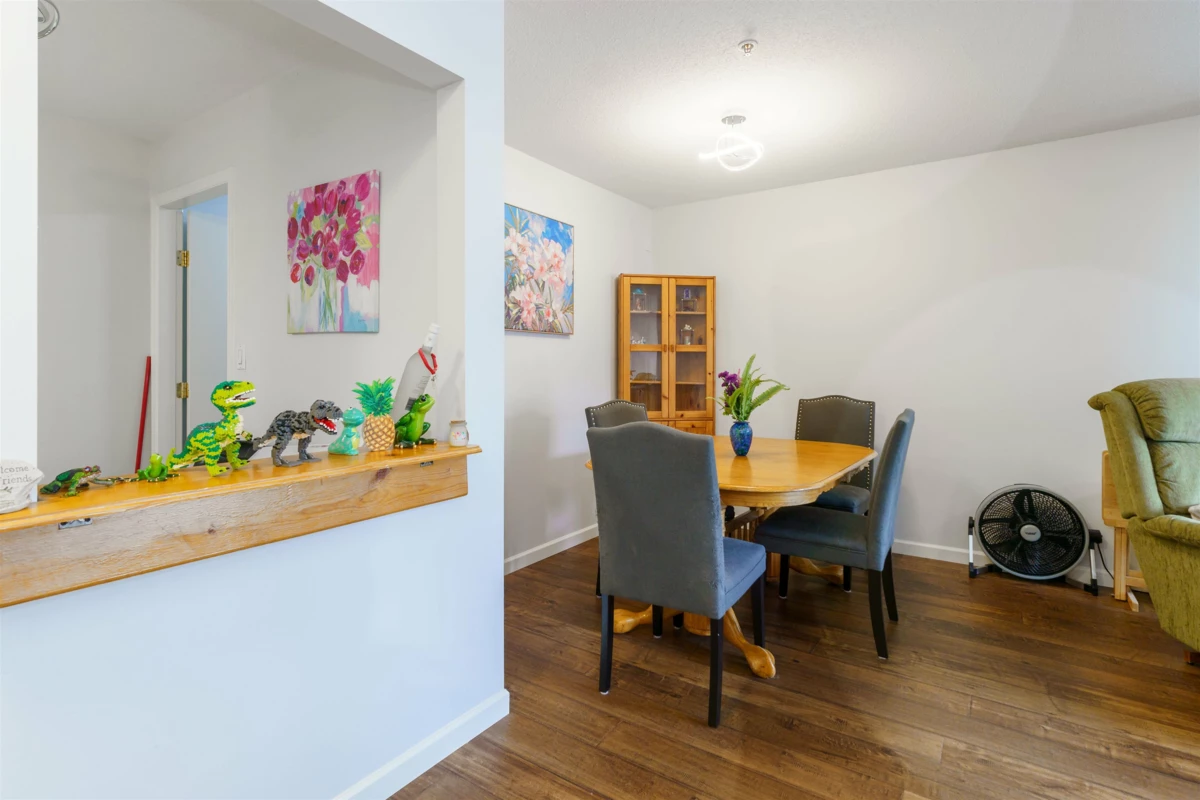 Living Room Photo of 404 22351 St Anne Avenue, Maple Ridge, BC