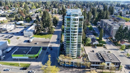Hot Tub / Spa Photo of 502 32330 South Fraser Way, Abbotsford, BC