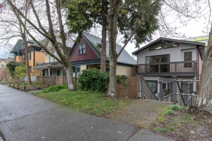 Outdoor Deck Photo of 721 E Pender Street, Vancouver, BC