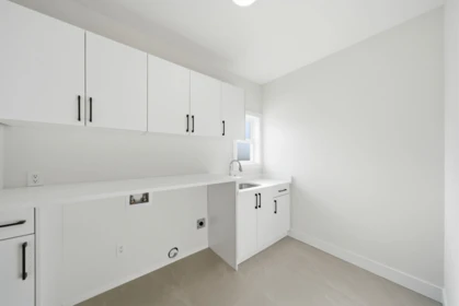 Powder Room Photo of 45130 Watson Road, Chilliwack, BC