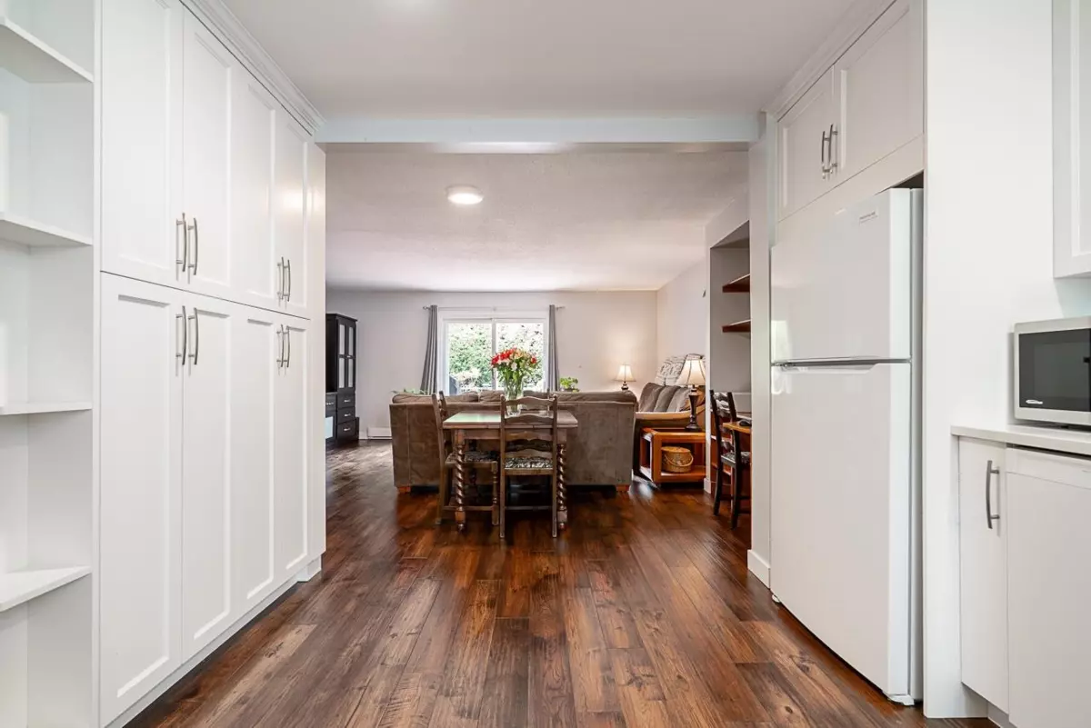 Family Room Photo of 131 13710 67 Avenue, Surrey, BC