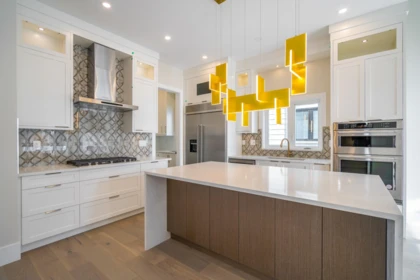 Basement Recreation Room Photo of 16548 22 Avenue, Surrey, BC