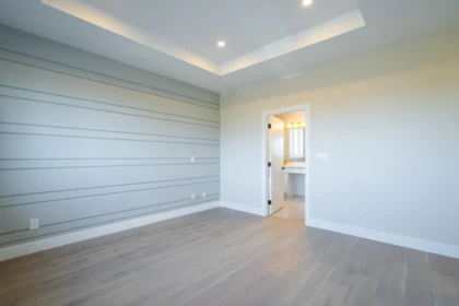 Entry Foyer Photo of 16548 22 Avenue, Surrey, BC