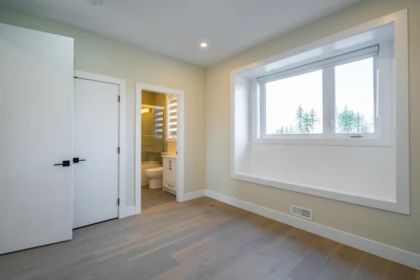 Garden / Landscaping Photo of 16548 22 Avenue, Surrey, BC