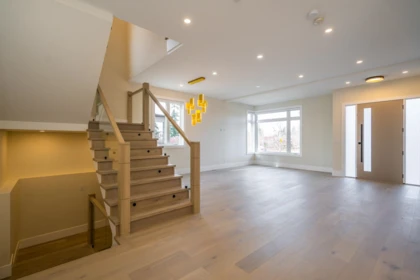 Mudroom Photo of 16548 22 Avenue, Surrey, BC