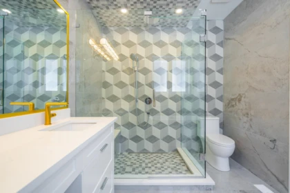 Staircase Photo of 16548 22 Avenue, Surrey, BC