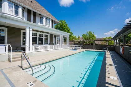 Hot Tub / Spa Photo of 3 15425 Rosemary Heights Crescent, Surrey, BC