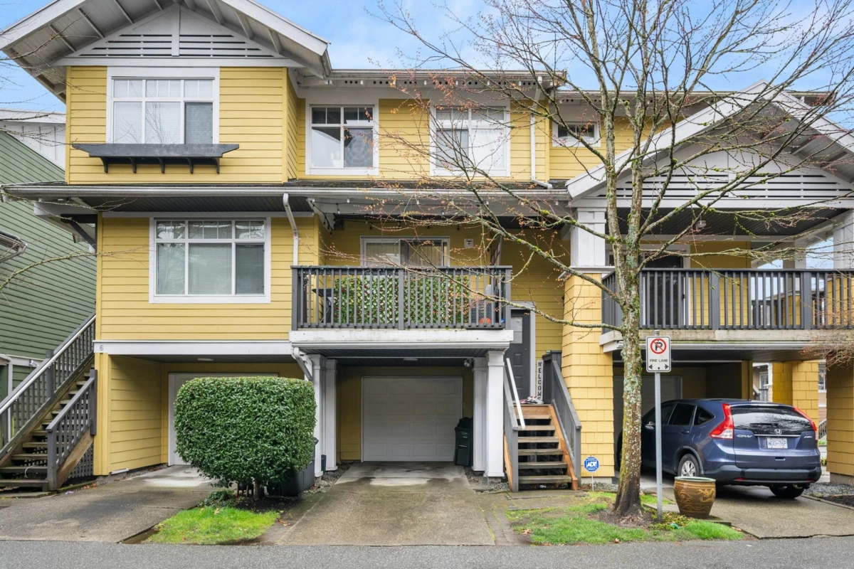 Exterior Rear Photo of 7 15233 34th Avenue, Surrey, BC