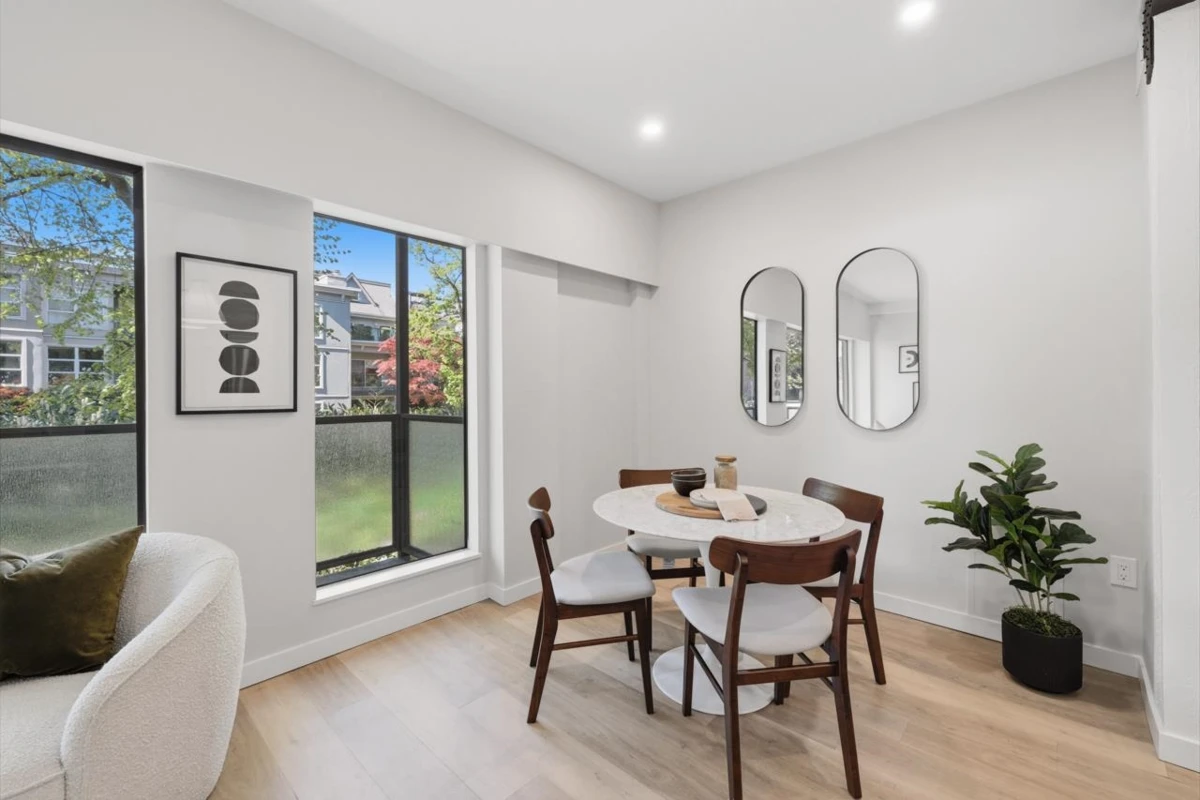 Dining Area Photo of 207 1535 Nelson Street, Vancouver, BC
