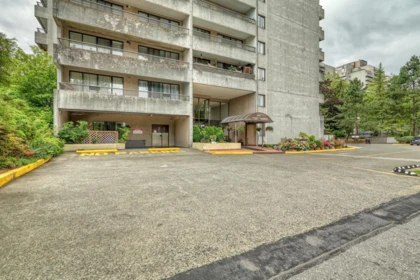 Garden / Landscaping Photo of 1607 6595 Willingdon Avenue, Burnaby, BC