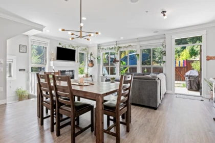 Kitchen Photo of 11 10525 240 Street, Maple Ridge, BC