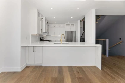 Kitchen Island Photo of 6315 Burdett Road, Sechelt, BC