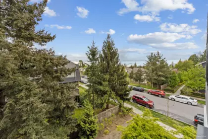 Staircase Photo of 316 15835 85 Avenue, Surrey, BC