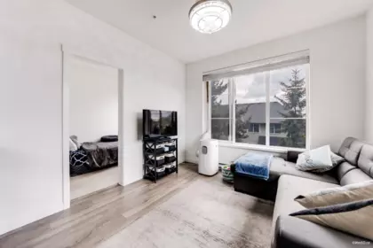 Walk-In Closet Photo of 316 15835 85 Avenue, Surrey, BC